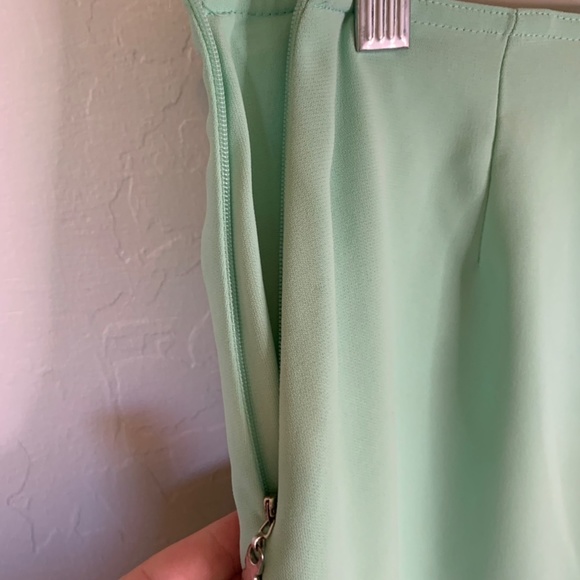 Jamie Sadock | Mint Green Mini Skort w/ Slit on R Leg Size 4 - Picture 9 of 11